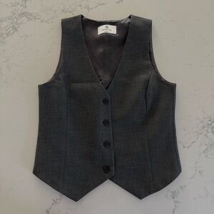 Babaton Charcoal Vest
